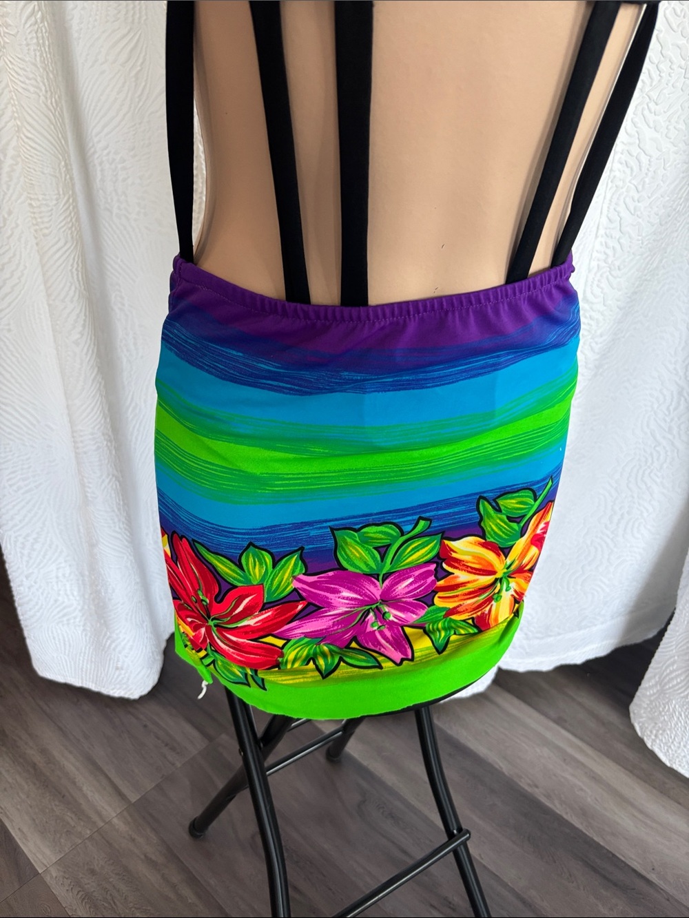 Vibrant Floral Mini Skirt in Multicolor